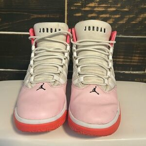 Nike air Jordan max aura 
‘Pink foam’